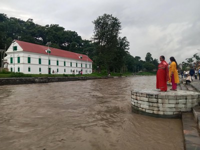 बागमती र विष्णुमतीले खतराको तह पार गर्‍यो