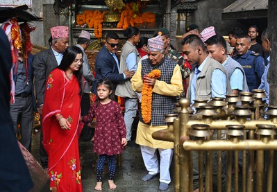 राष्ट्रपति पौडेलद्वारा दक्षिणकाली माताको पूजा अर्चना