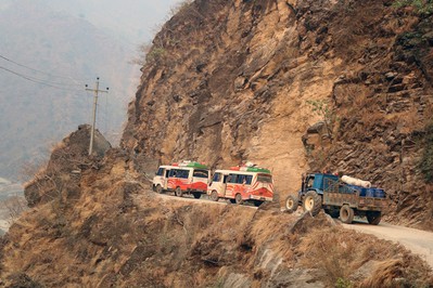 अवरुद्ध कर्णाली राजमार्ग खुल्यो