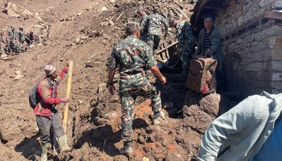 रामेछाप पहिरोः आमा–छोरासहित ६ जनाको शव, चार जना अझै बेपत्ता