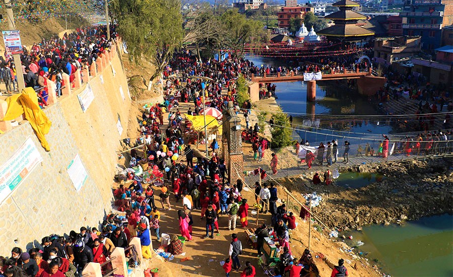 १२ वर्षे पनौतीको मकर मेलामा ५० लाख दर्शनार्थी