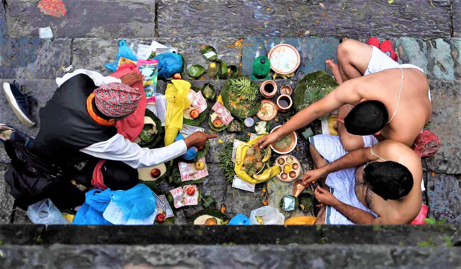 आज देखि सोह्र श्राद्ध अर्थात् पितृ पक्ष  सुरु