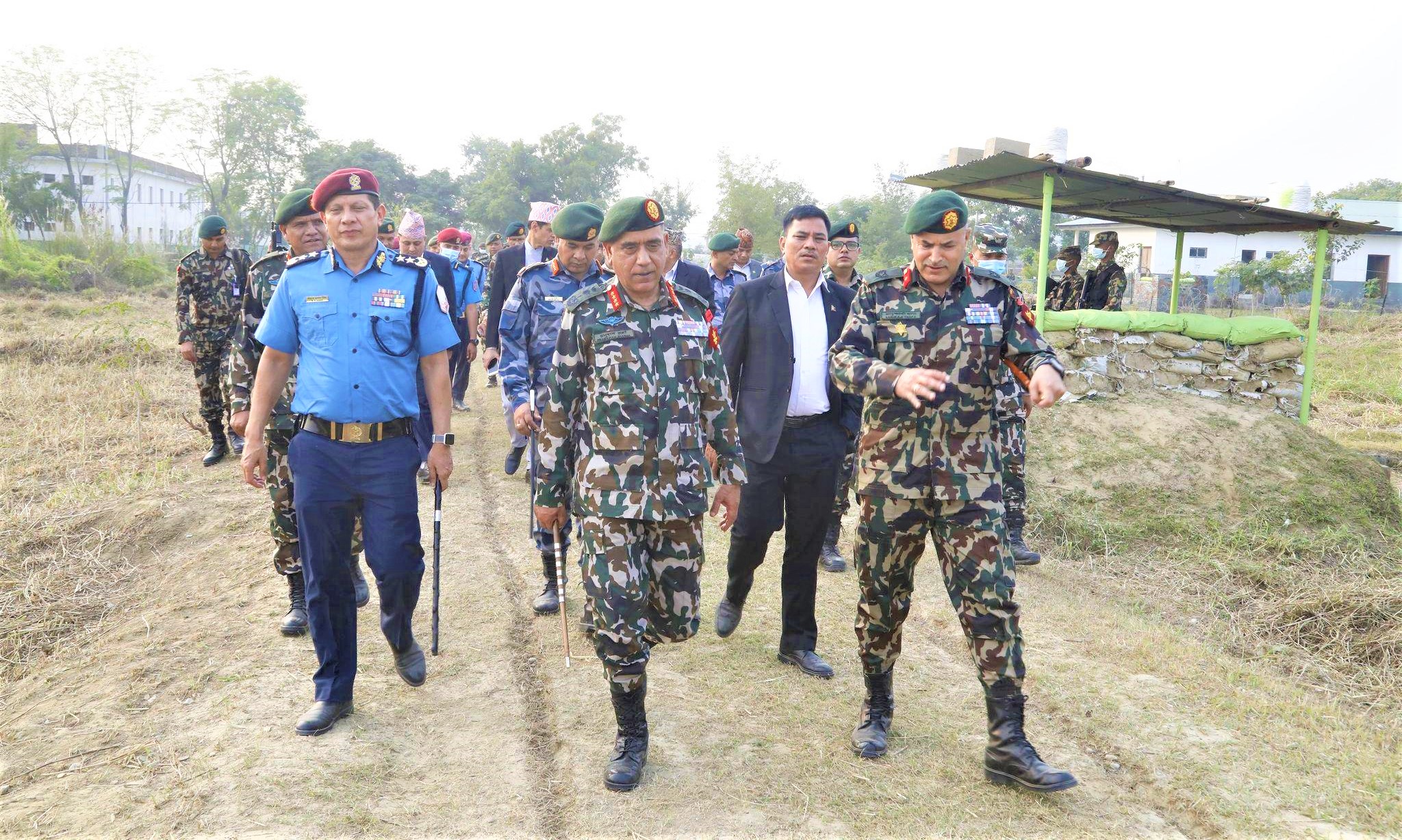 नेपाल भारत सीमा क्षेत्रमा सुरक्षा बैठक : चार वटै सुरक्षा अंगका प्रमुख मधेश प्रदेशमा