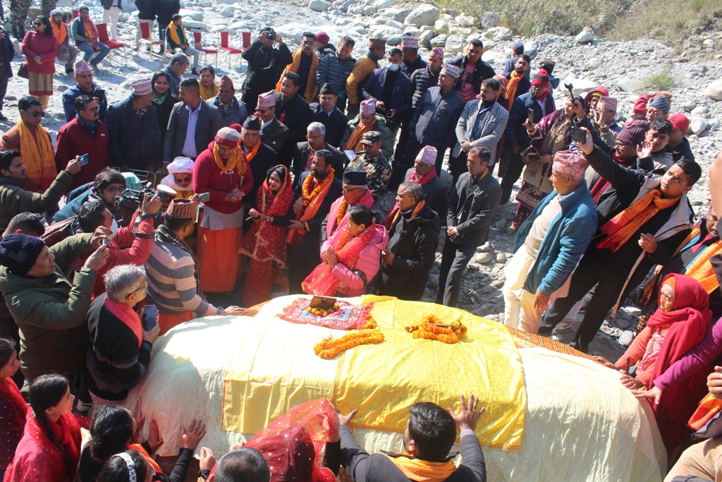 कालीगण्डकीको शीला अयोध्या पठाइँदै, आज क्षमा पूजा सम्पन्न