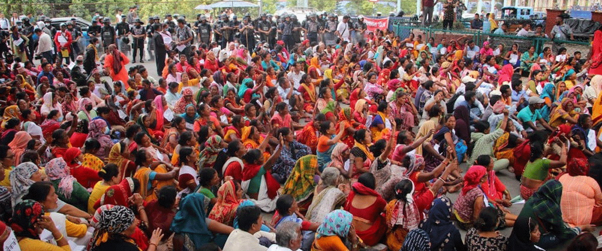 बानेश्वरमा लघुवित्त पीडितहरुको बिरोध प्रदर्शन